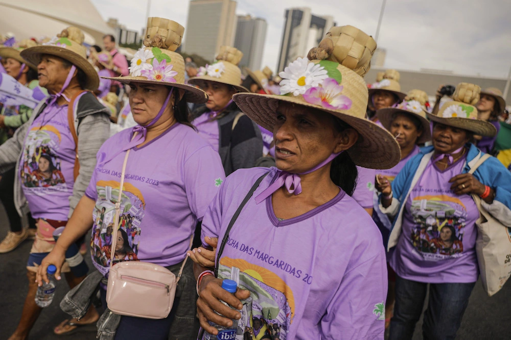 Mulheres agricultoras realizam a 7ª Marcha das Margaridas, em Brasília. 